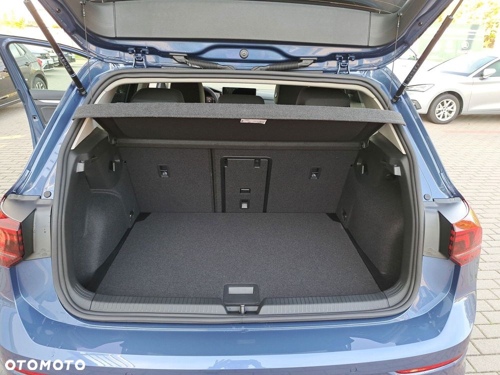 Volkswagen Golf - 18