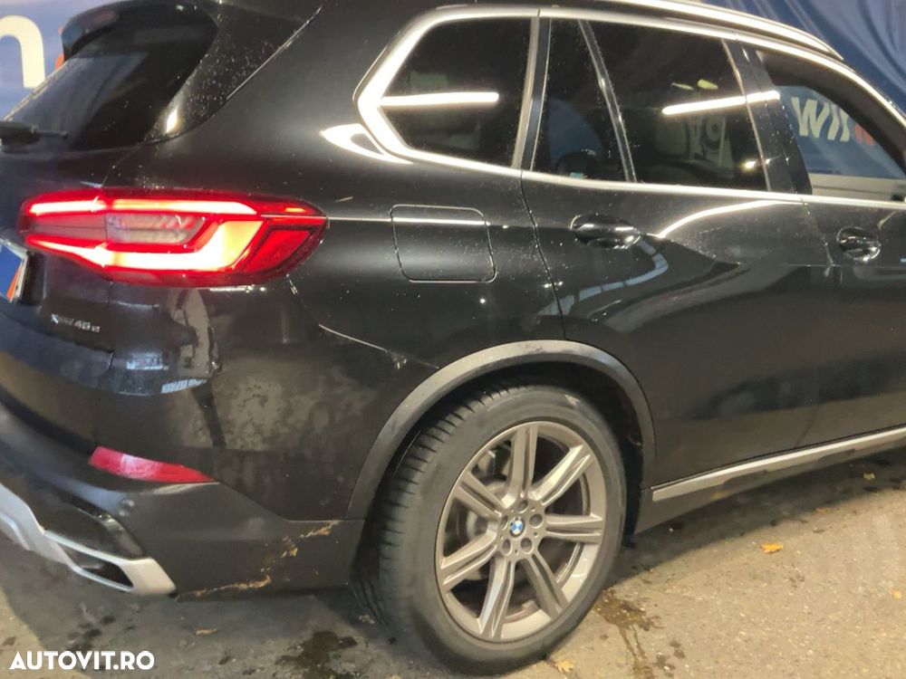 BMW X5 xDrive40i - 7