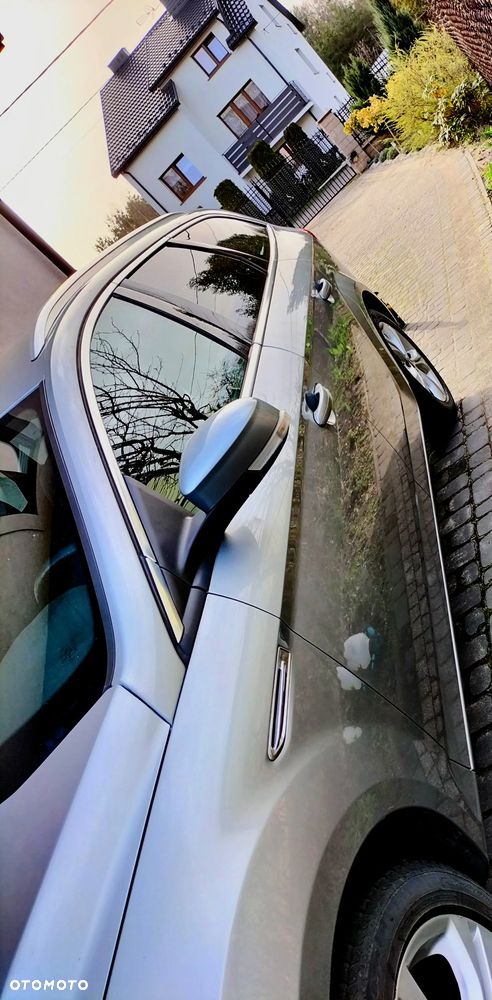 Ford Mondeo 2.0 TDCi Titanium - 10