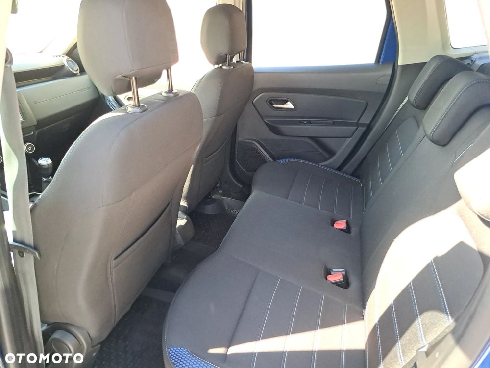 Dacia Duster 1.0 TCe SL Celebration - 26