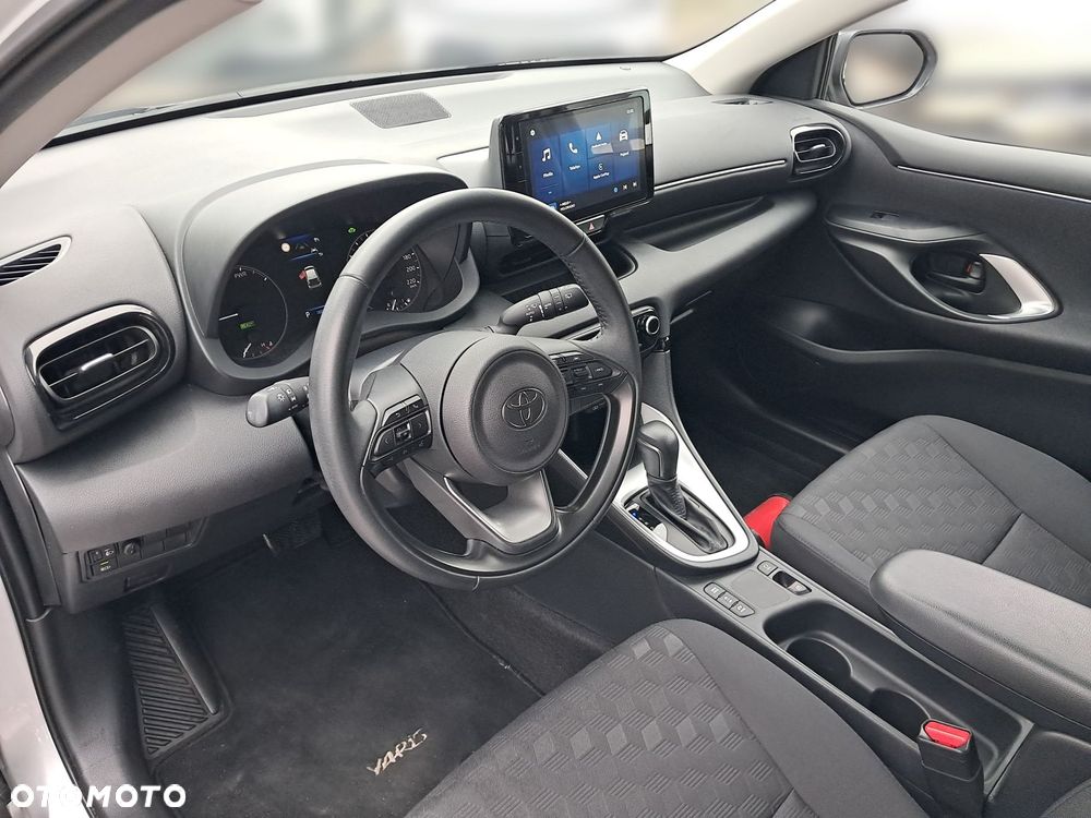 Toyota Yaris - 3