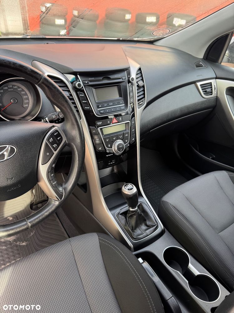 Hyundai i30 - 19