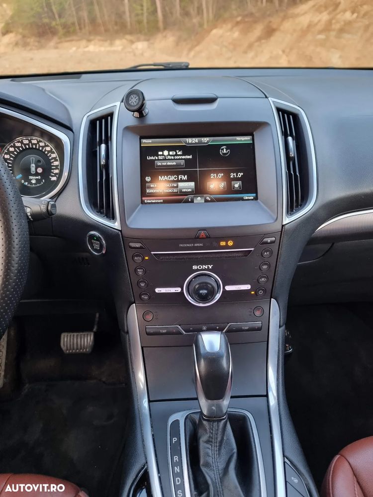 Ford Edge 2.0 TDCi Powershift Titanium - 6