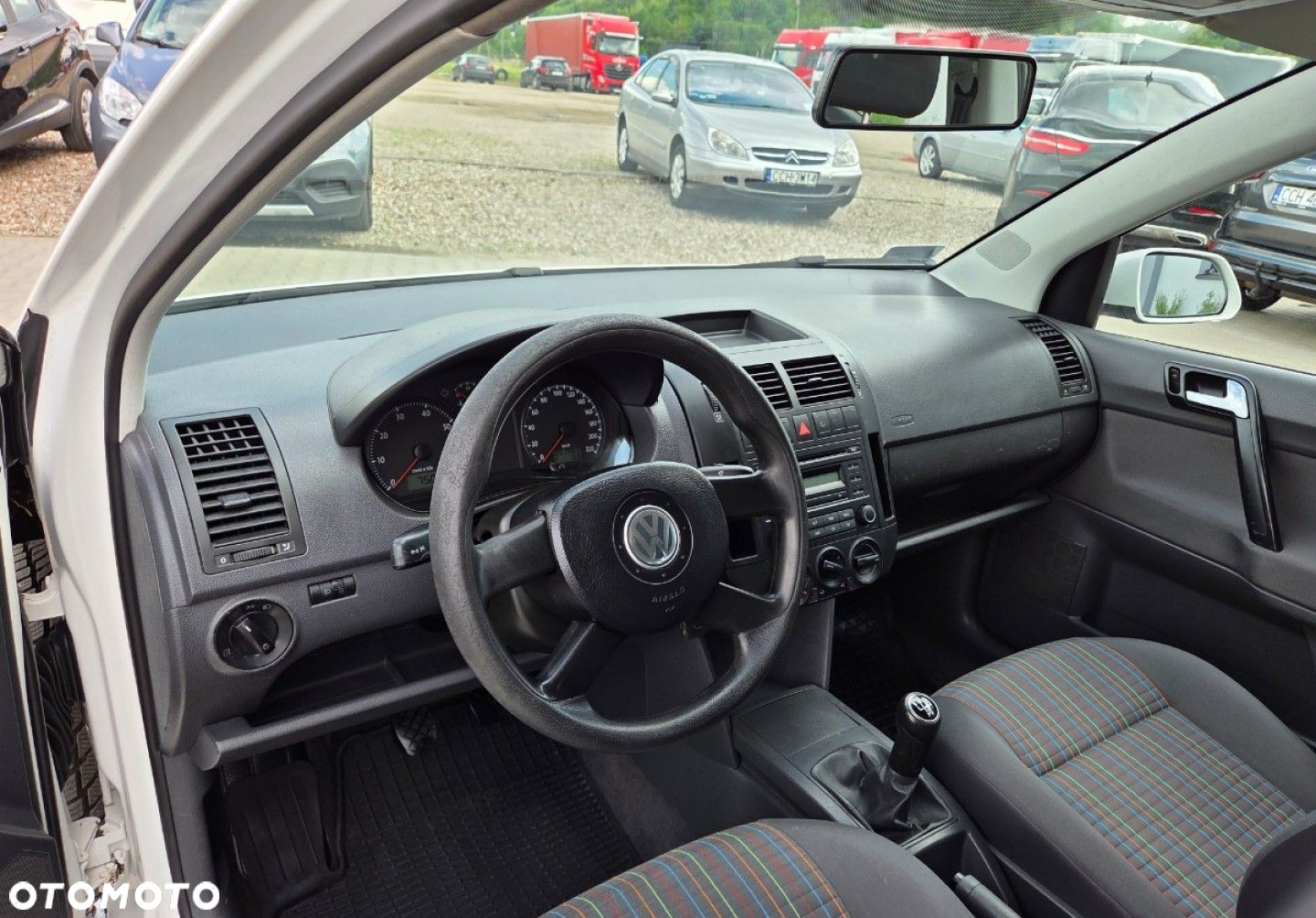 Volkswagen Polo - 5