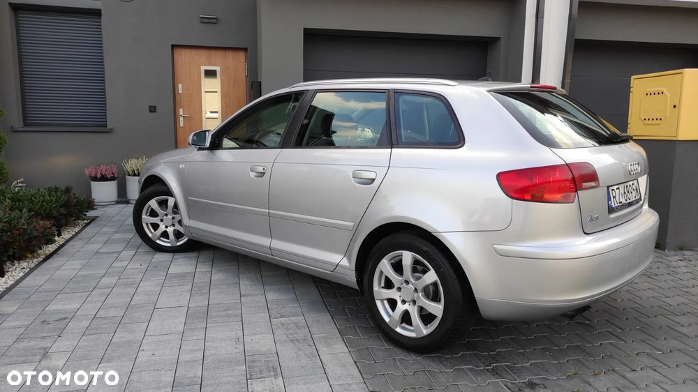 Audi A3 Sportback - 7