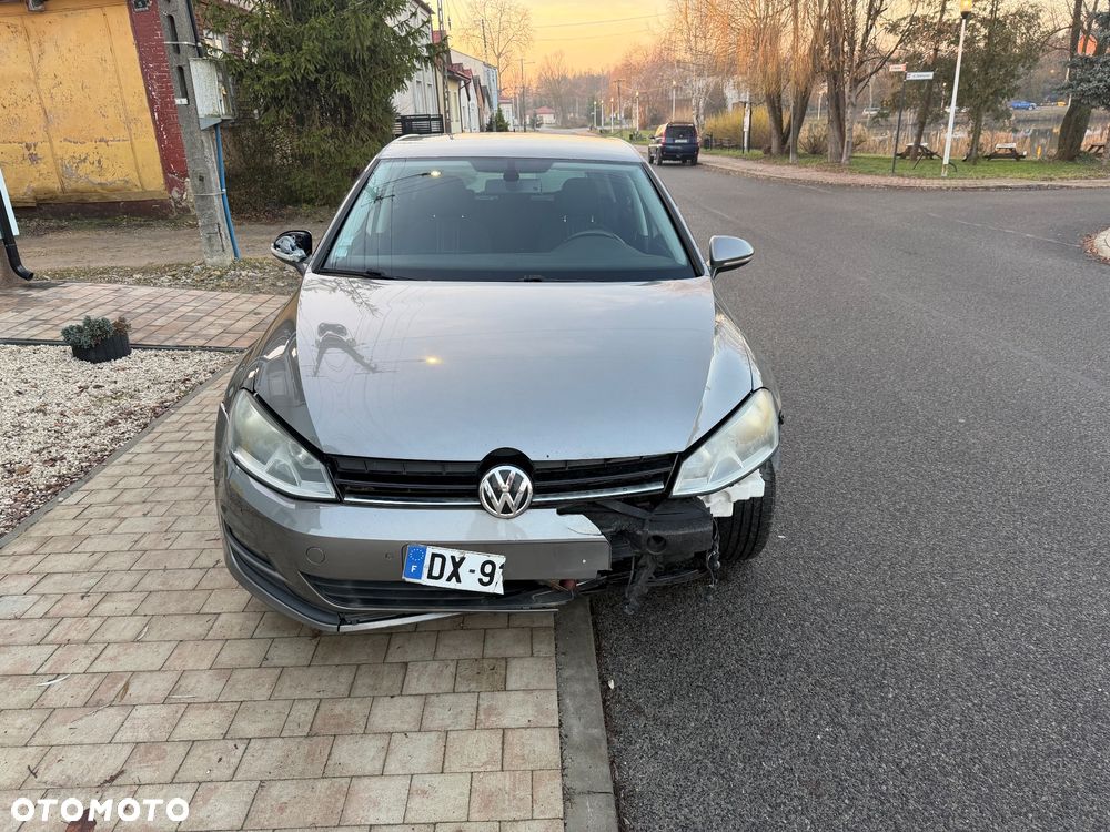 Volkswagen Golf 1.2 TSI BlueMotion Technology Lounge - 2