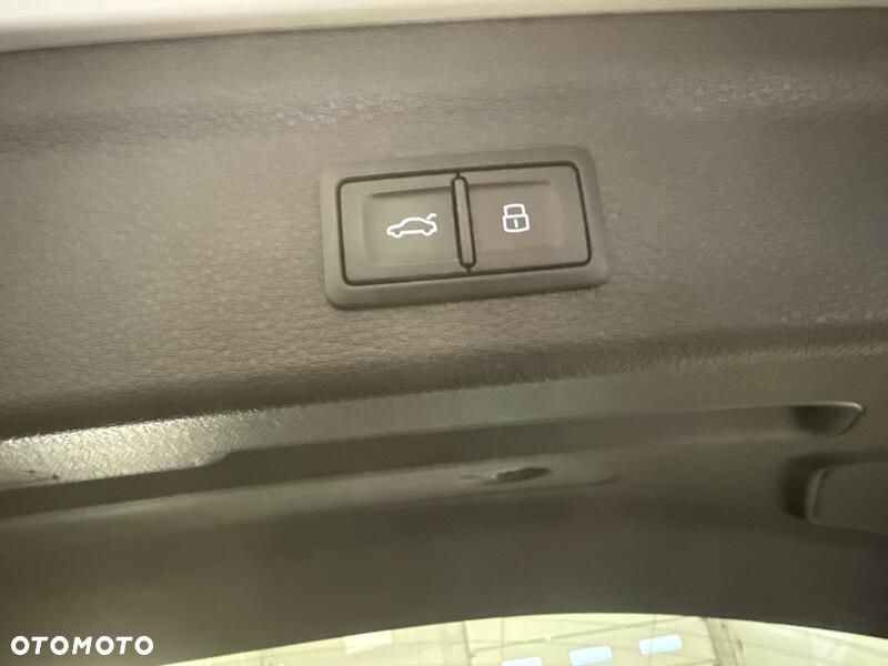 Audi Q3 35 TFSI S tronic - 23