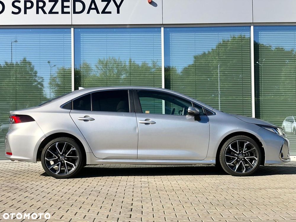 Toyota Corolla 1.8 Hybrid Executive - 4