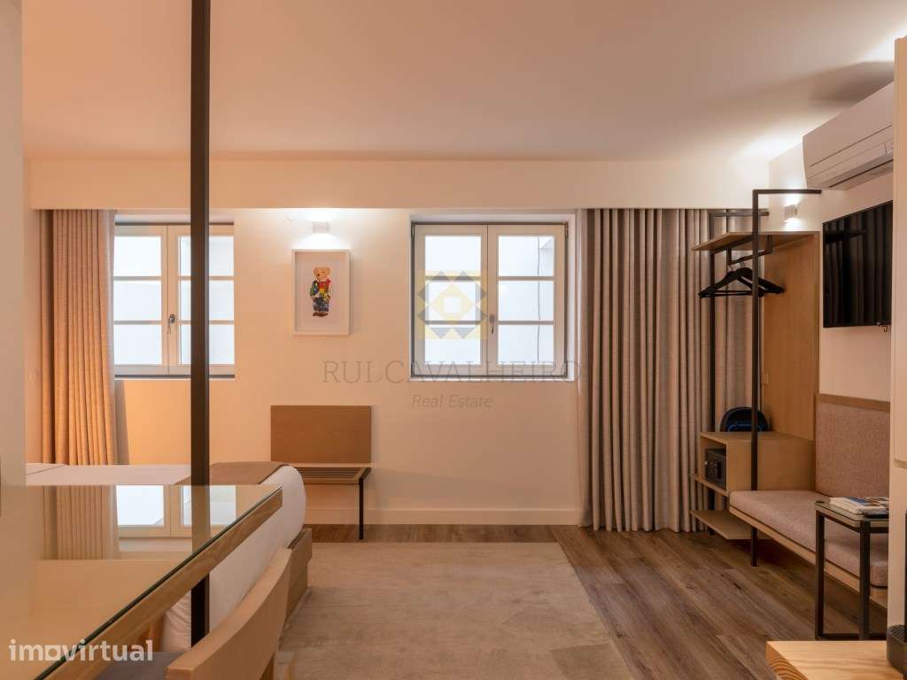 Apartamento T1 Moderno junto à Ponte D. Luís I - 350m da Estação de... - Grande imagem: 3/23