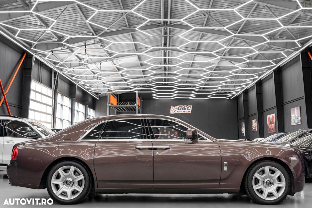 Rolls-Royce Ghost - 28