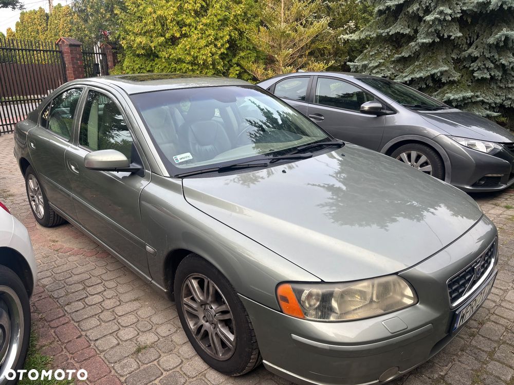 Volvo S60 2.5T AWD Rubin - 1