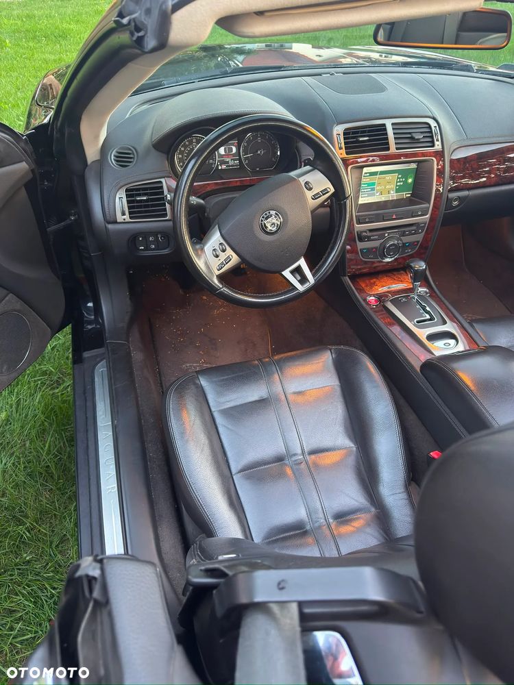 Jaguar XK - 9