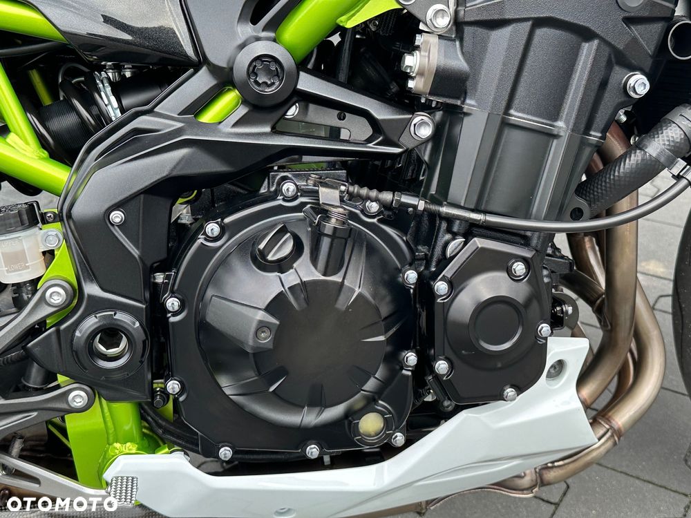 Kawasaki Z 900 - 17