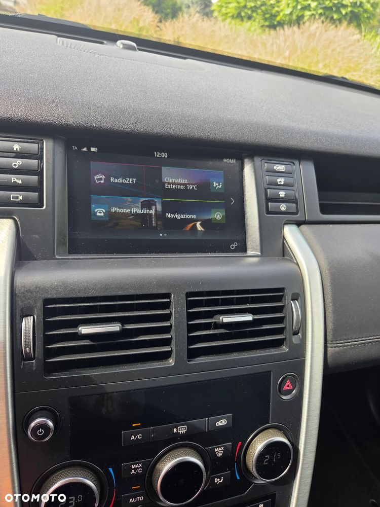 Land Rover Discovery Sport - 11