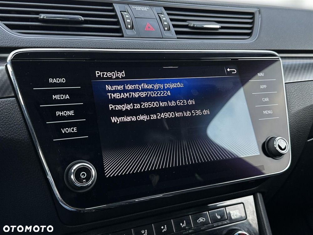 Skoda Superb 2.0 TSI Sportline DSG - 29