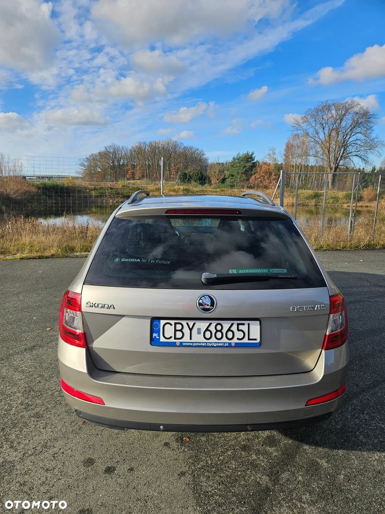 Skoda Octavia 2.0 TDI Ambition DSG - 7