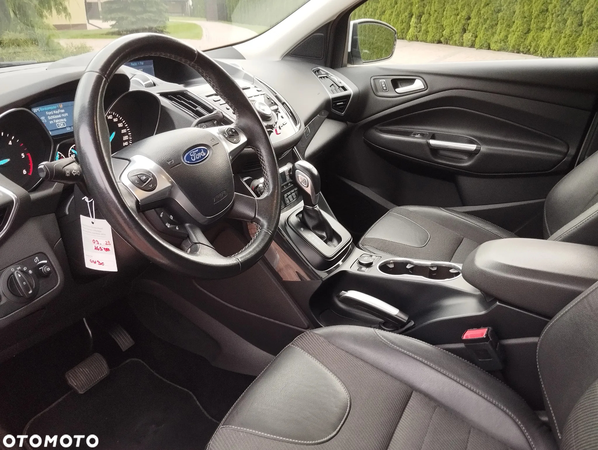 Ford Kuga 2.0 TDCi AWD ST-Line - 22