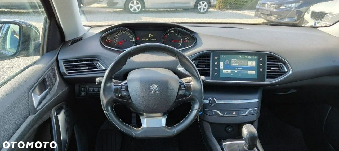 Peugeot 308 - 32