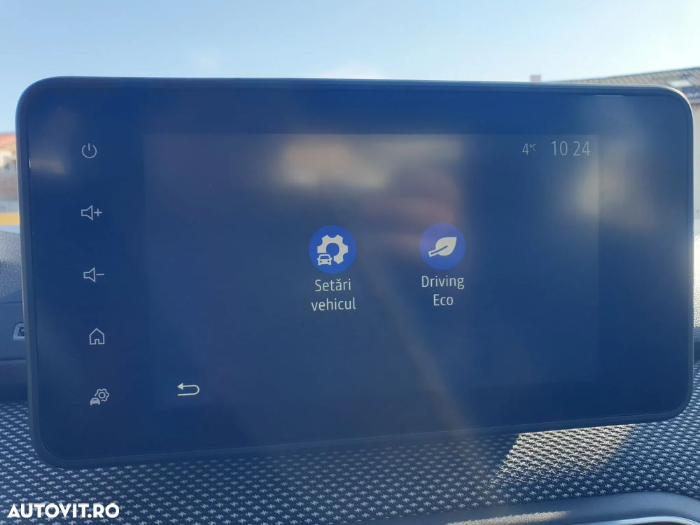 Dacia Logan TCe 90 MT6 Prestige - 25