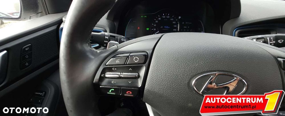 Hyundai IONIQ - 29