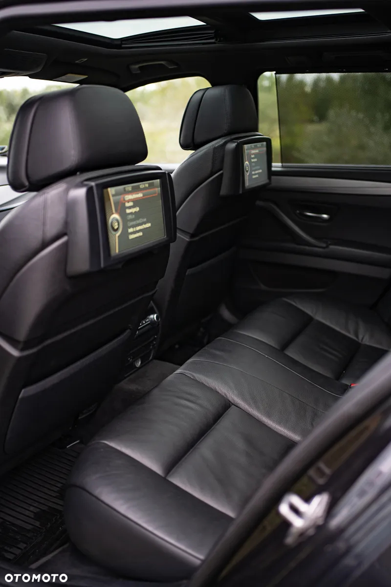 BMW Seria 5 525d Touring Sport-Aut - 22