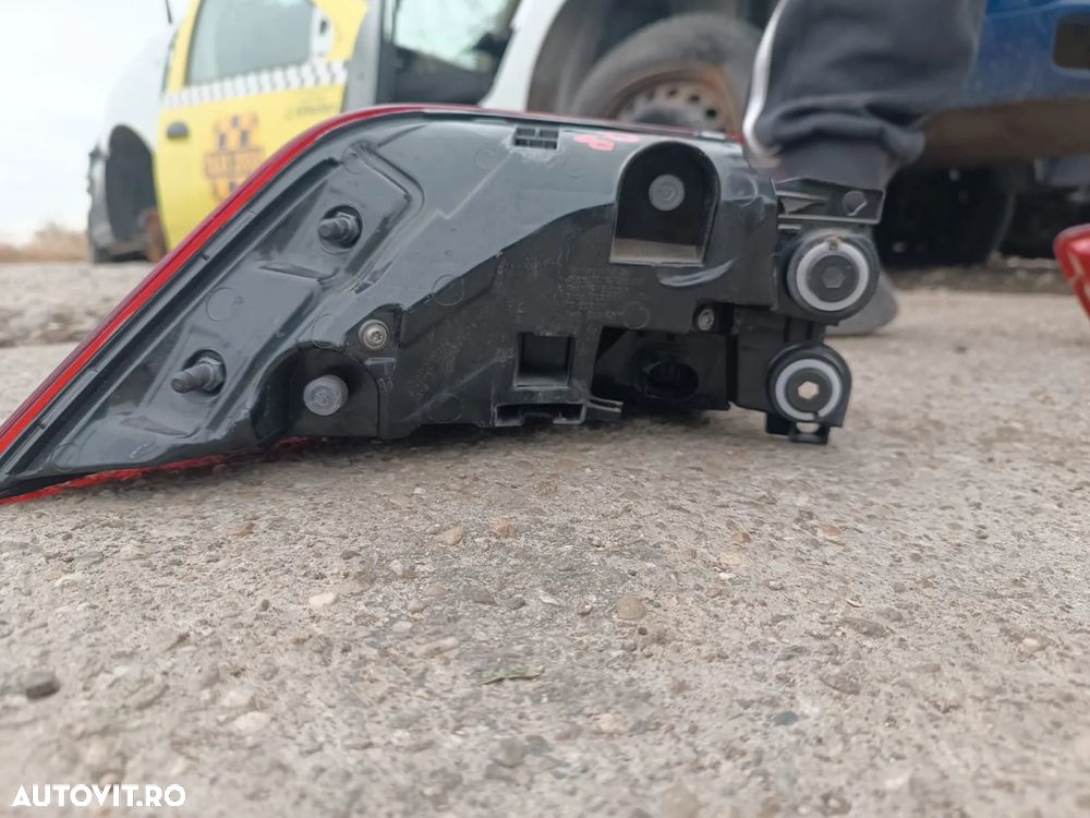 STOP/LAMPA AUDI Q8 - 2