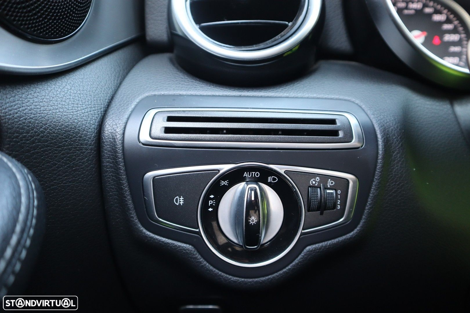 Mercedes-Benz C 200 d Avantgarde Aut. - 36