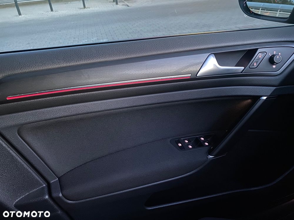 Volkswagen Golf GTI 2.0 TSI OPF Performance - 12
