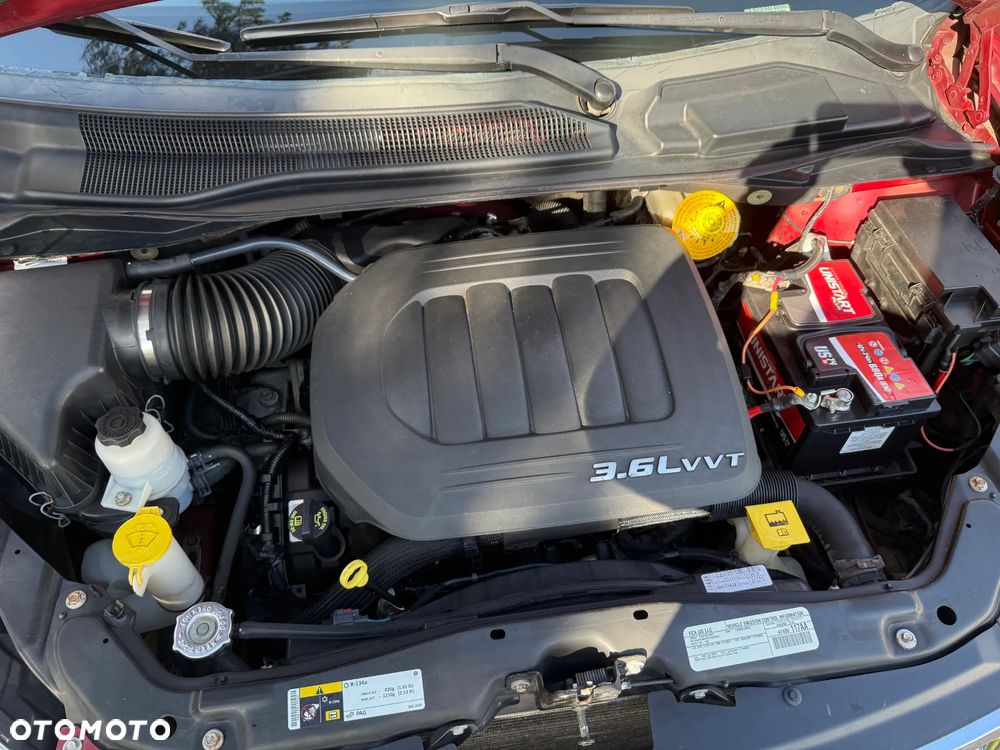 Chrysler Town & Country 3.6 Touring - 24