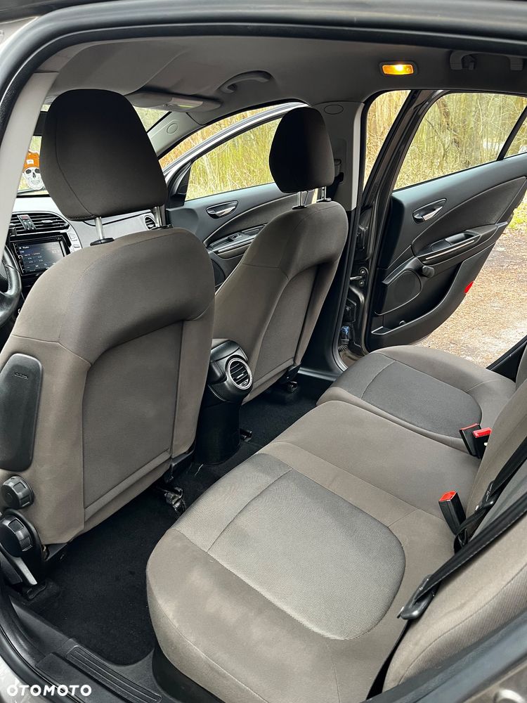 Fiat Bravo 1.4 T-JET 16V Dynamic - 9