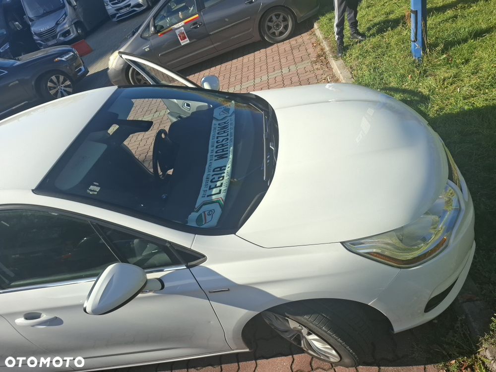 Citroen C4 2012 photo 3