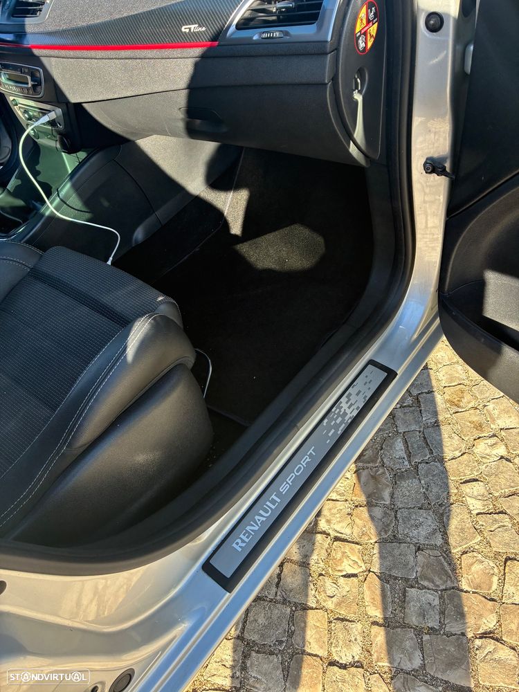 Renault Mégane Sport Tourer 1.5 dCi GT Line - 30