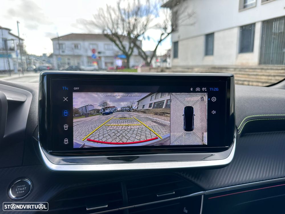 Peugeot e-208 GT - 20