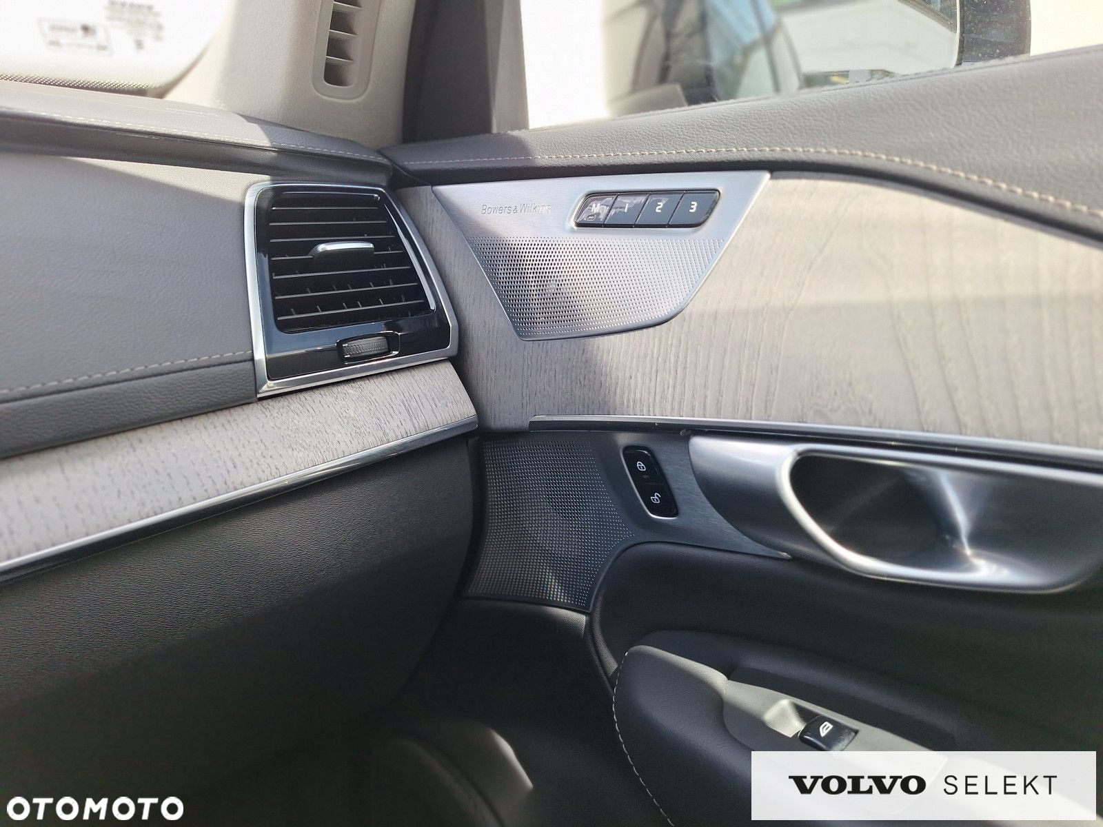 Volvo XC 90 - 27