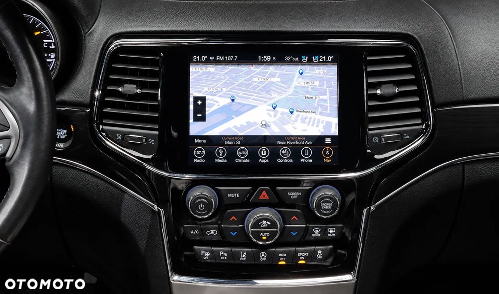 Jeep Grand Cherokee - 15