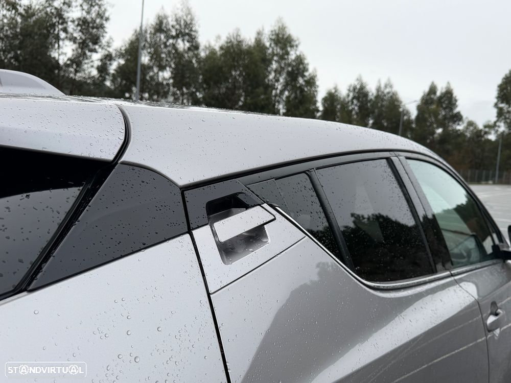 Toyota C-HR 1.8 HSD Exclusive+P.Luxury - 35