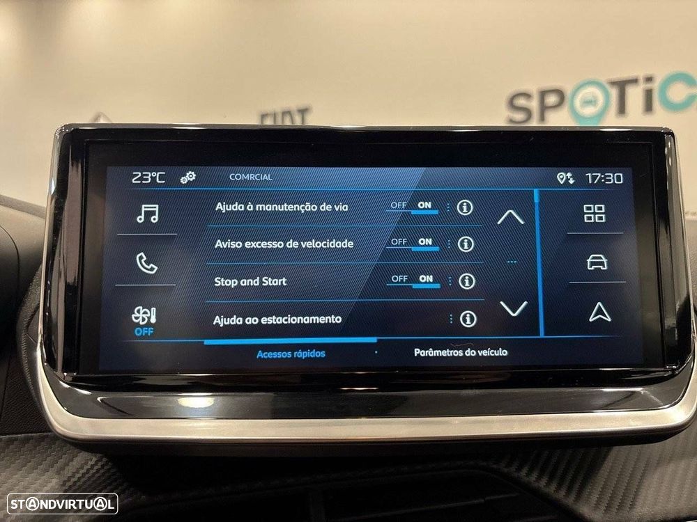 Peugeot 2008 1.2 PureTech Style - 14