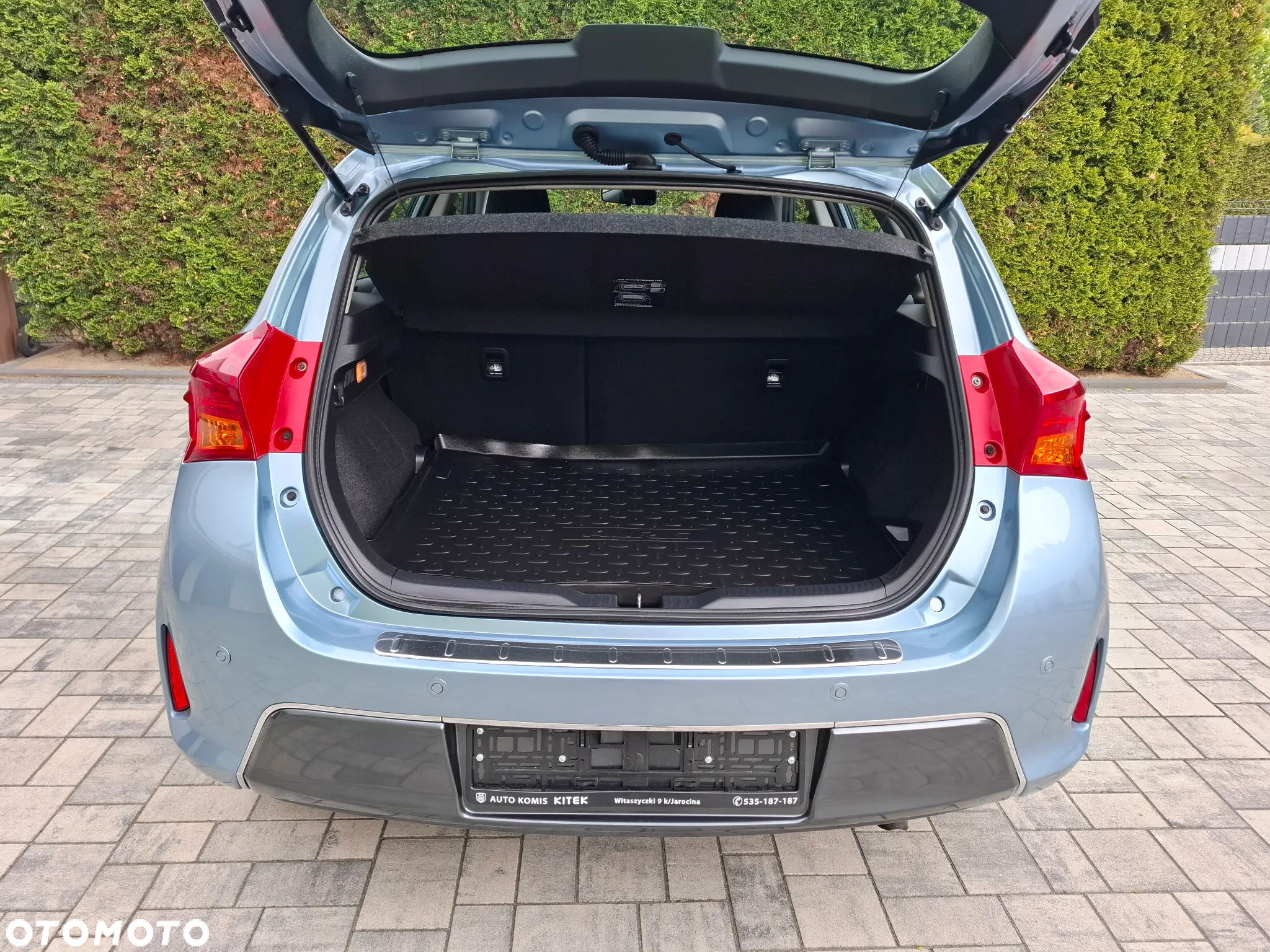 Toyota Auris - 18