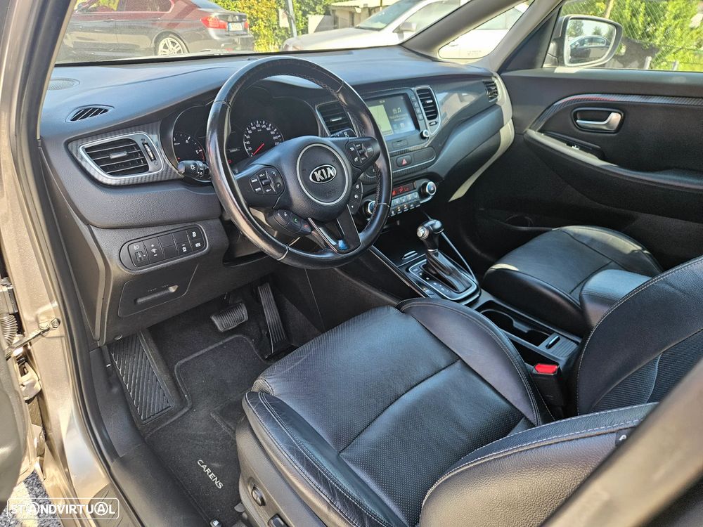 Kia Carens 1.7 CRDi ISG TX 7DCT - 13