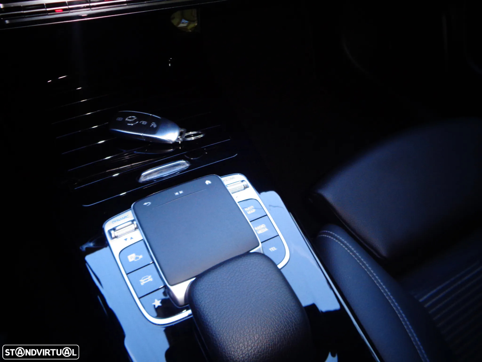 Mercedes-Benz A 180 Limousine d Style Plus Aut. - 35