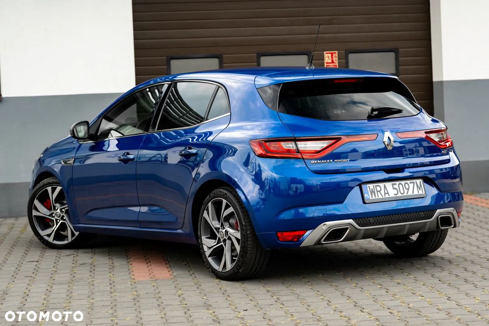 Renault Megane ENERGY TCe 205 EDC GT - 15