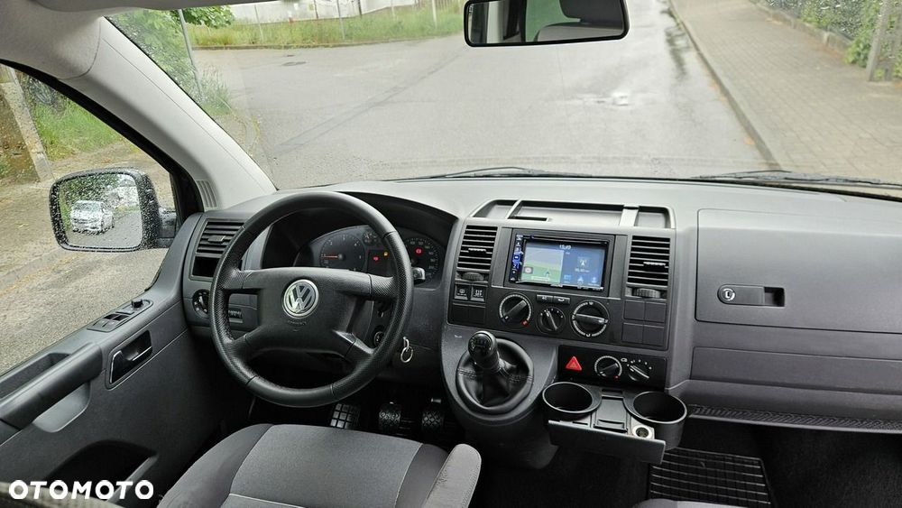 Volkswagen Transporter - 22