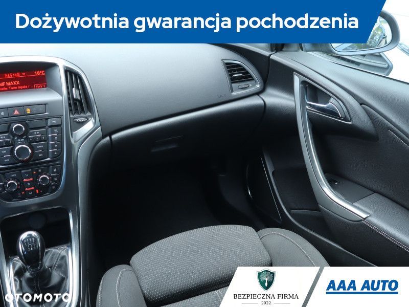 Opel Astra - 10