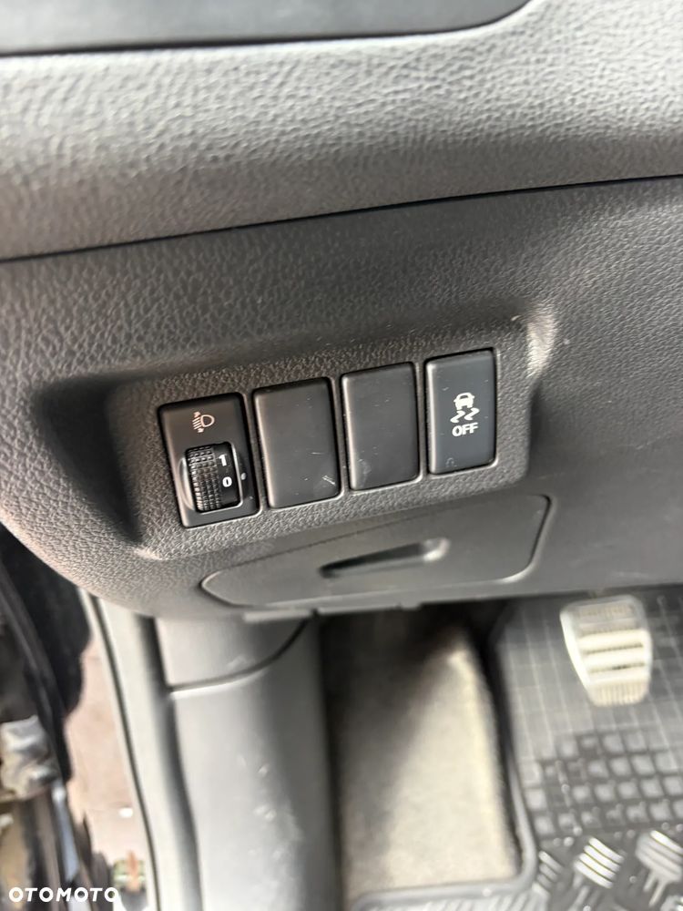 Nissan X-Trail 2.0 dCi XE - 20
