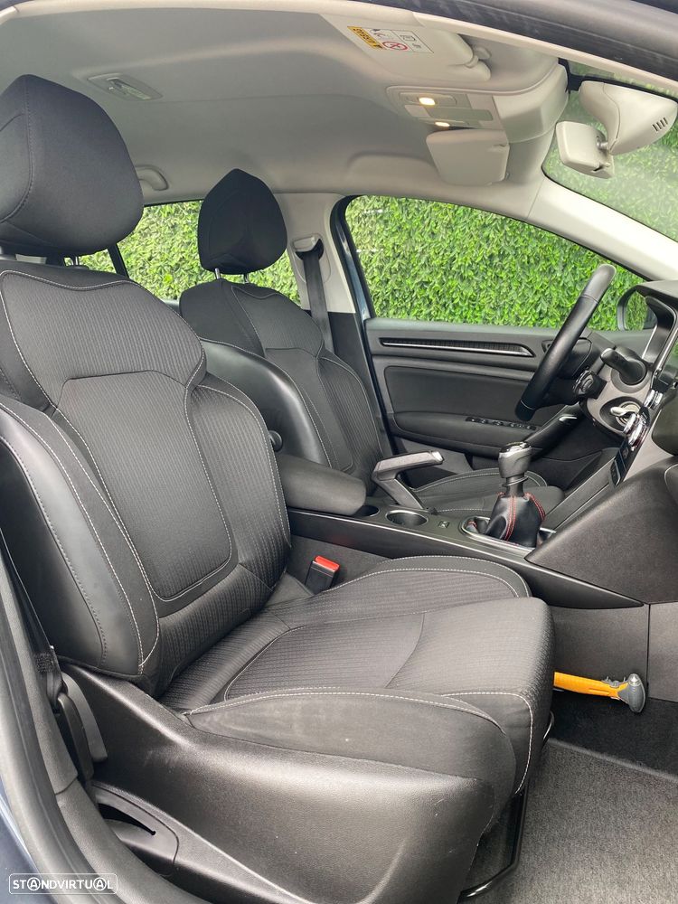 Renault Mégane ENERGY dCi 110 Start & Stop Dynamique - 31