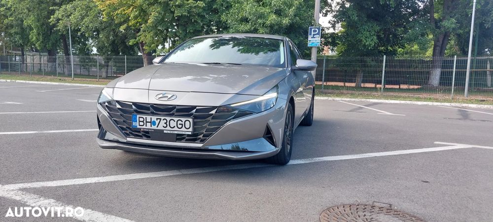 Hyundai Elantra 1.6 l 123 CP CVT Highway - 4