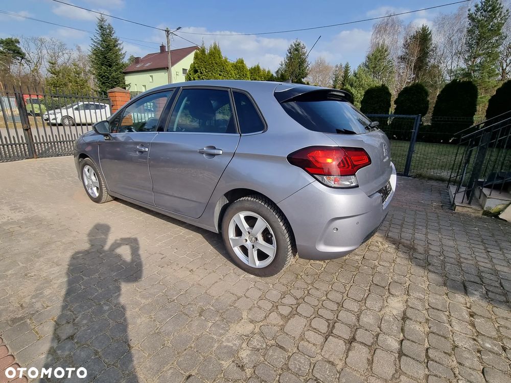 Citroën C4 1.2 e-THP Exclusive - 7