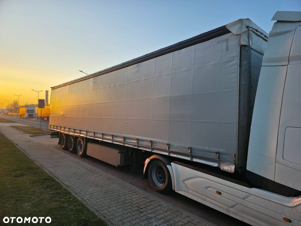 Schmitz Cargobull SCB S3T - 4