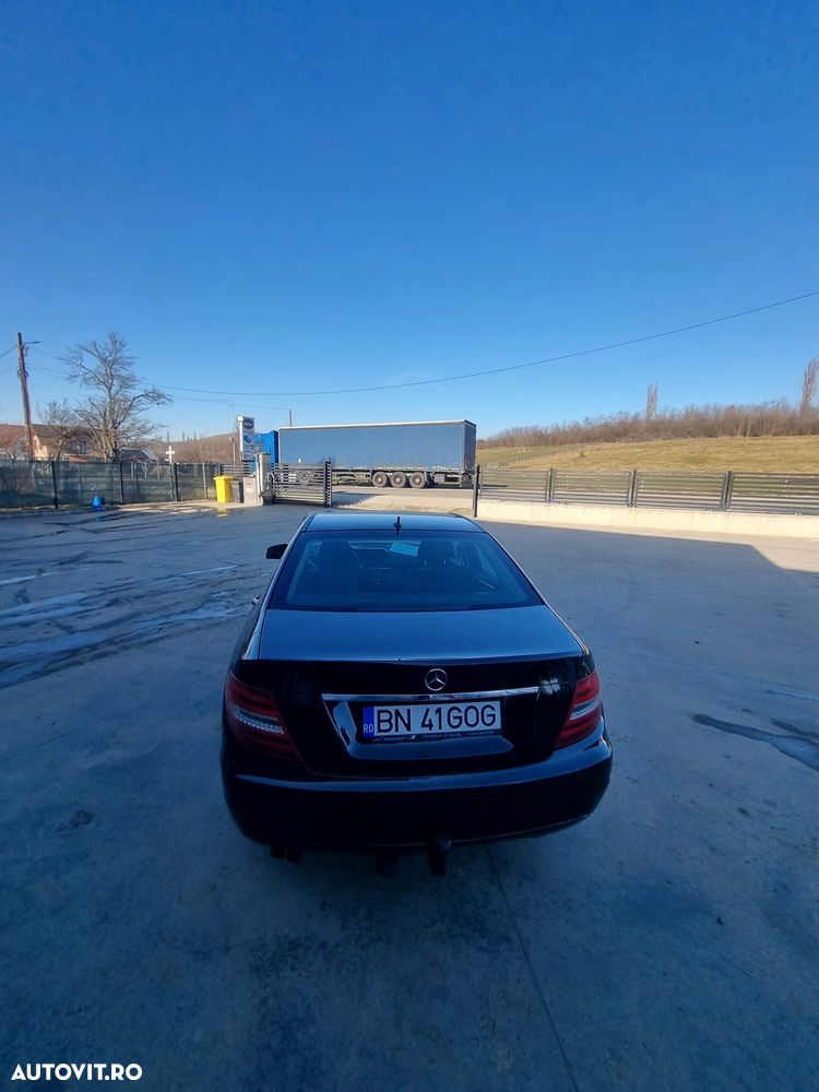 Mercedes-Benz C 180 CDI DPF (BlueEFFICIENCY) - 3