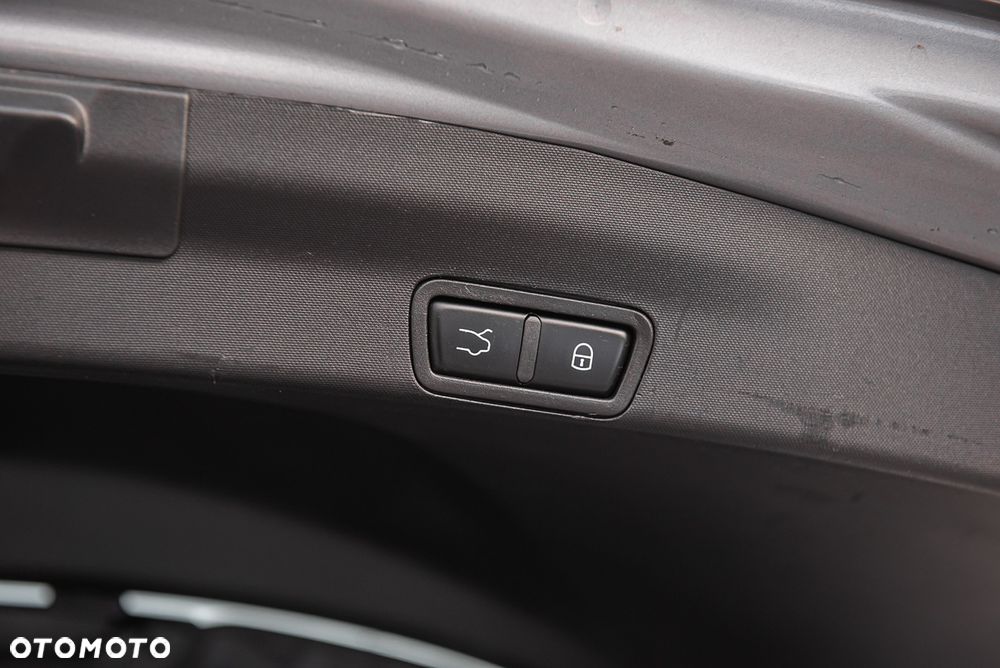 Alfa Romeo Stelvio 2.0 Turbo 16V AT8-Q4 Executive - 33